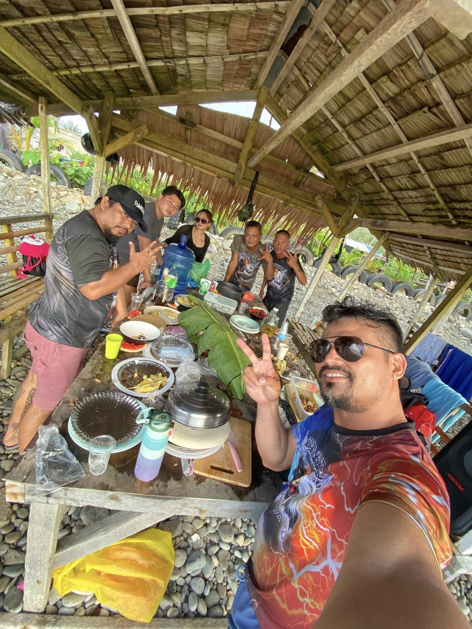 Xmax Party at Mabua